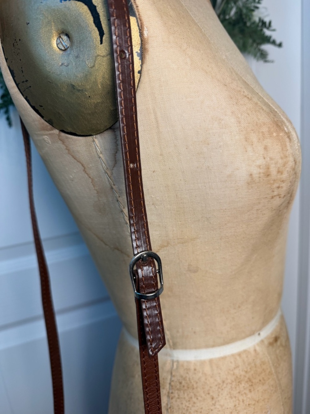 Ladies  Italian VeraPelle Leather Small Zipper Women Crossbody Shoulder Bag - Picture 8 of 9